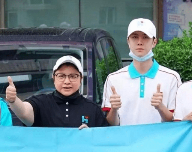 韩红|韩红王一博支援灾区再引热议，官媒发文呼吁明星网红为救援让路