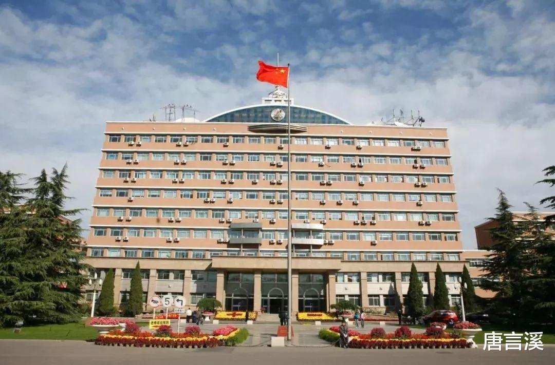 李冰冰|现在也没结婚的8位女主持人，原因各有不同，最大50岁，最小39岁