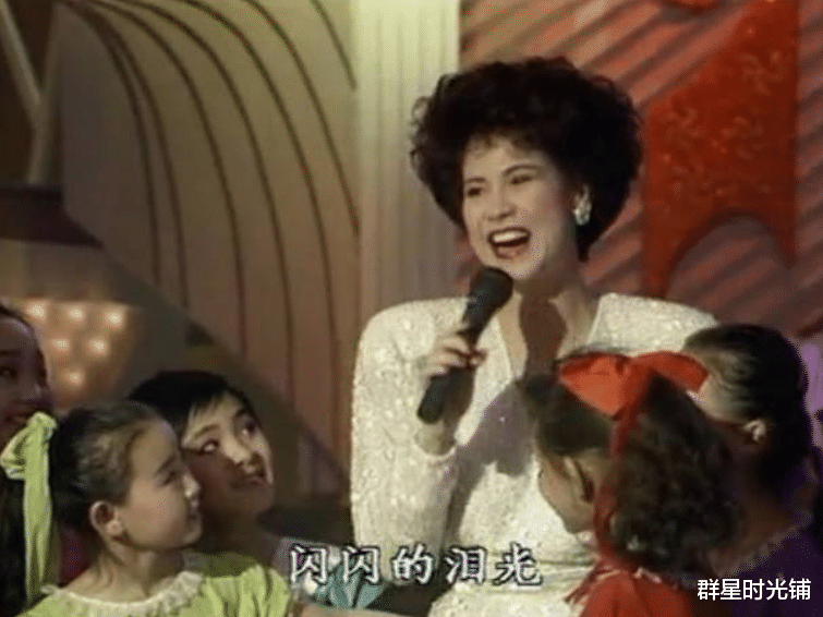 华妃|歌后甄妮：恩师刘家昌亲自栽培，23岁求婚傅声，四次流产借精生女