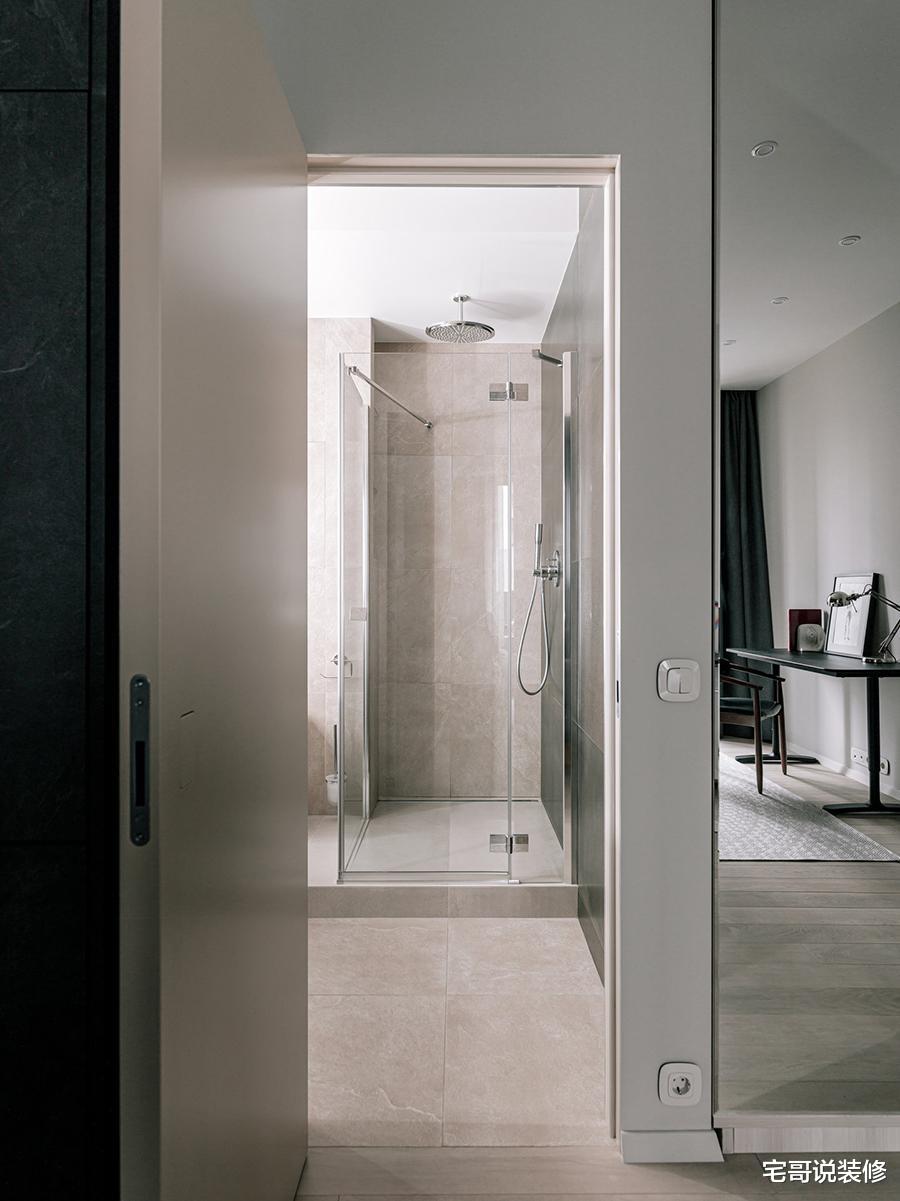 宅哥说装修|28岁IT小哥的30㎡公寓，舍弃客厅，反而越住越舒适，高级感十足