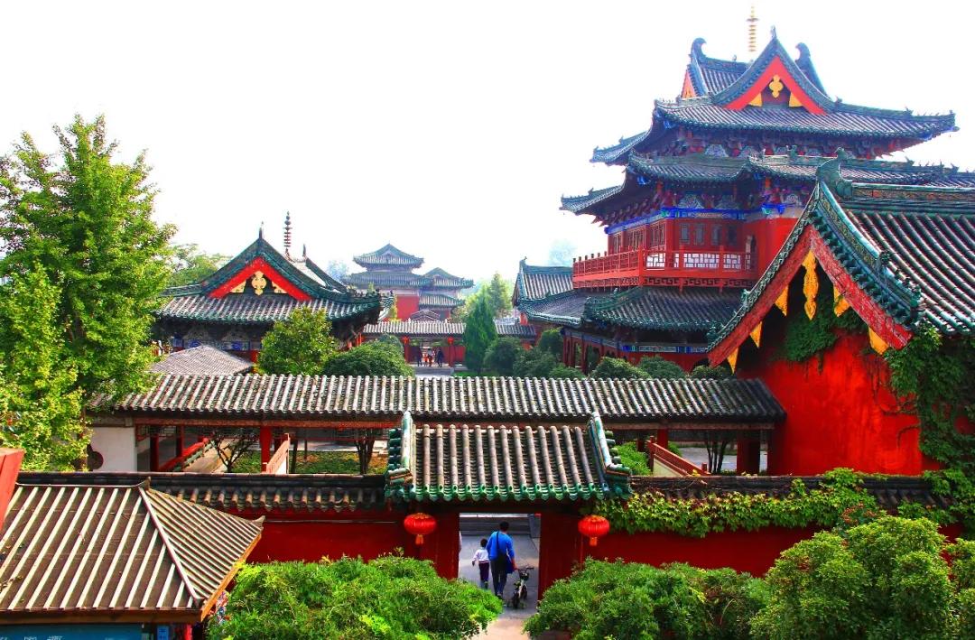 汴梁城下 汴梁旅游 大宋中国年 乐在杨府中