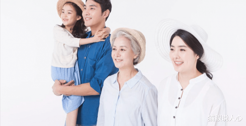 猫眼说人心 丈夫偷偷做亲子鉴定，被老婆大骂：不是你亲生的孩子就不能养吗？