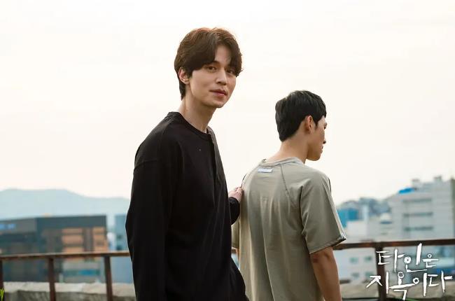 信号|史诗级的10部悬疑韩剧，《幽灵》第9，《信号》仅第2