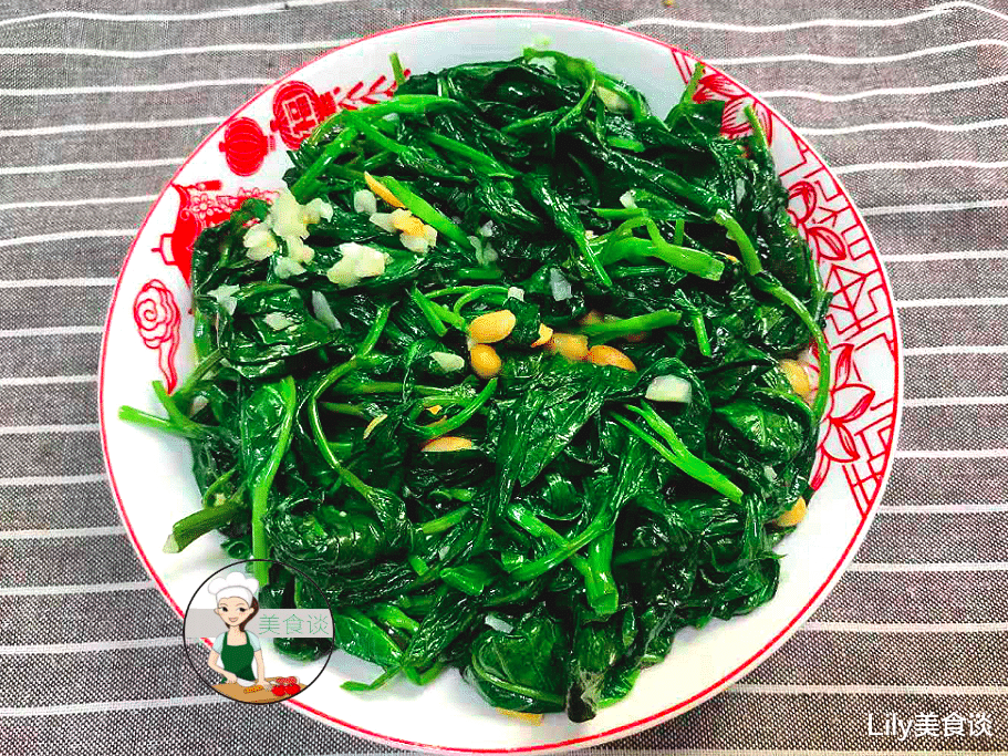 芹菜|夏天，吃菠菜不如吃它，钙含量是西红柿12倍，2元炒一盘，别不懂吃