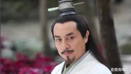 杨逍|7版杨逍，张铁林是来搞笑的！只有他是2亿少女心目中的男神