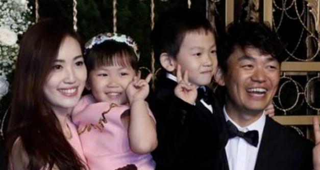 刘德华|离婚四年后，王宝强和马蓉带孩子差距大，一个抓学习一个直播卖货