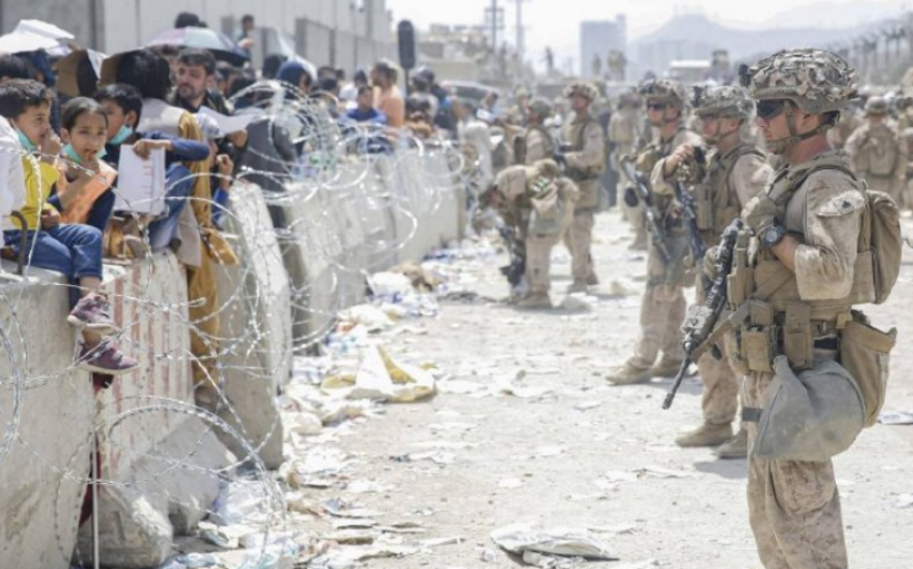 小朱聊育儿|在G7峰会拒绝英国后，拜登同意塔利班要求，美盟友炸锅：奇耻大辱