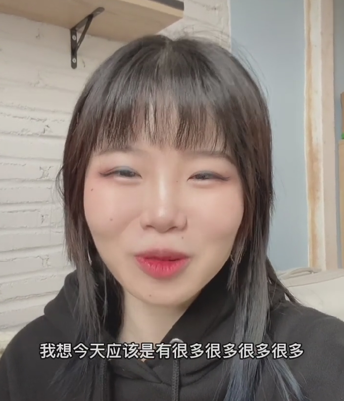 明星素颜|孙卓姐姐首次露面，特意发文为弟弟庆生，莫名伤感引网友泪崩