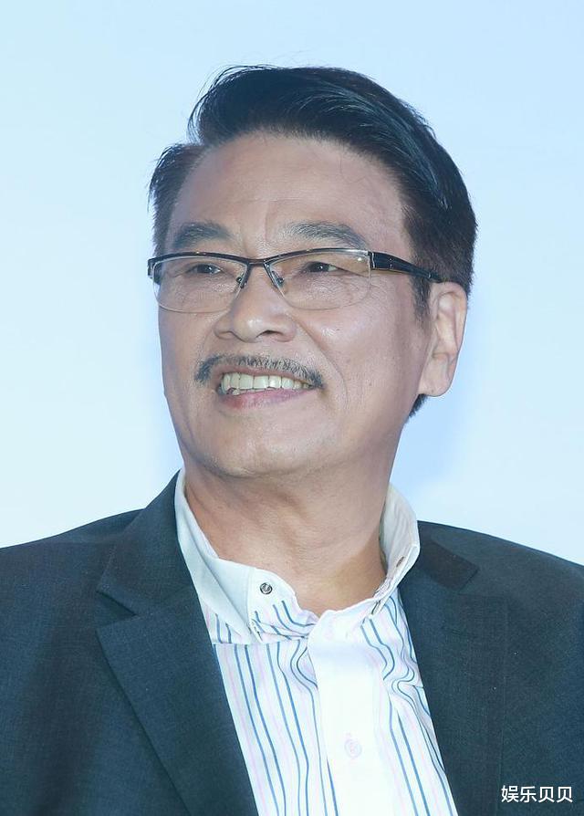 吴孟达|吴孟达临终前，用意志力睁开眼睛，给大家最后一个表情才离开人世