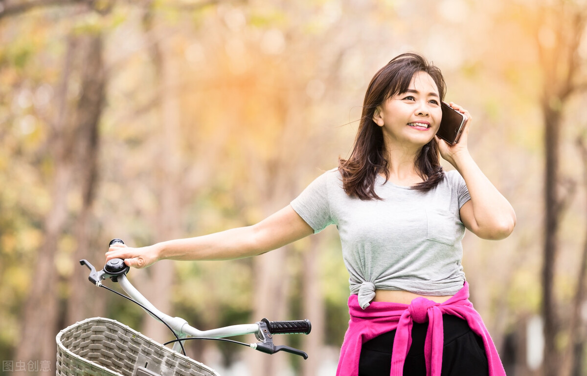 桑白酒馆 追求中年女人的秘诀：攻心