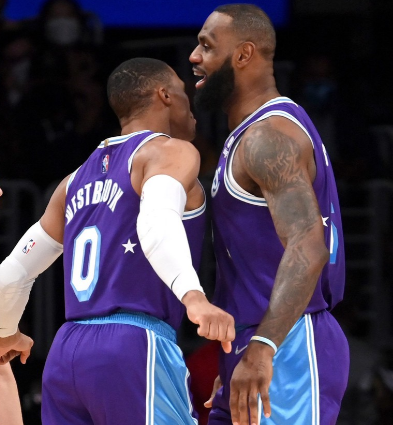 迈克尔·乔丹|詹皇今年12月有多厉害？纵观NBA历史，乔丹来了也压不住
