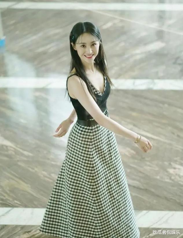 郑爽|郑爽又钻法律空子？官媒揭露背后真相，上亿豪宅卖不出遭各方索赔