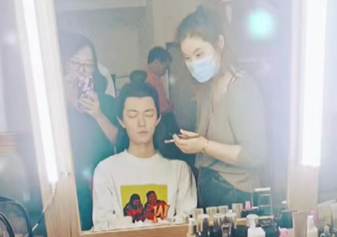 花匠小美 网红版“肖战”转型当演员，脸蛋却扛不住镜头的考验