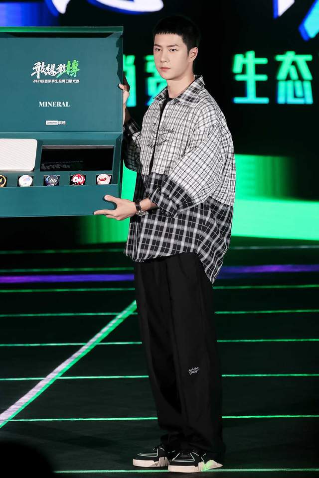 发型|王一博：我的发型我想做就做，敢想敢博的拽王，不服憋着