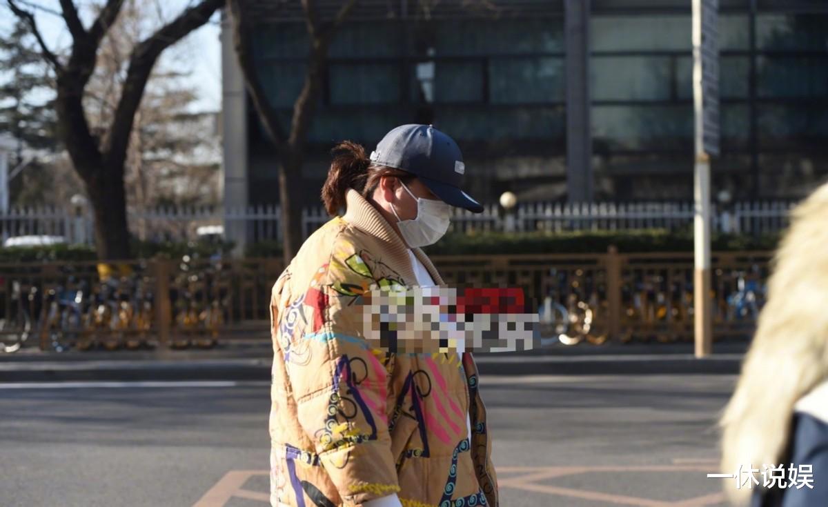 张小斐|央视春晚语言类开始彩排，张小斐贾玲现身，网友：别用悲剧煽情