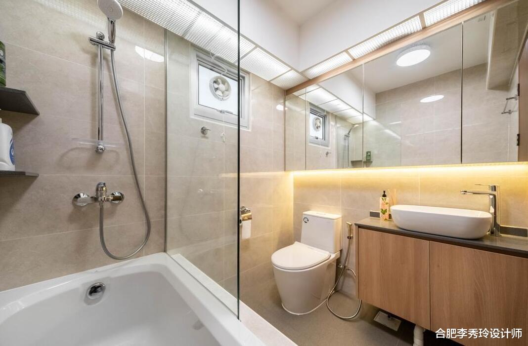 对比了7户家庭这才发现,用穿孔板做卫生间吊顶,已经成为新趋势