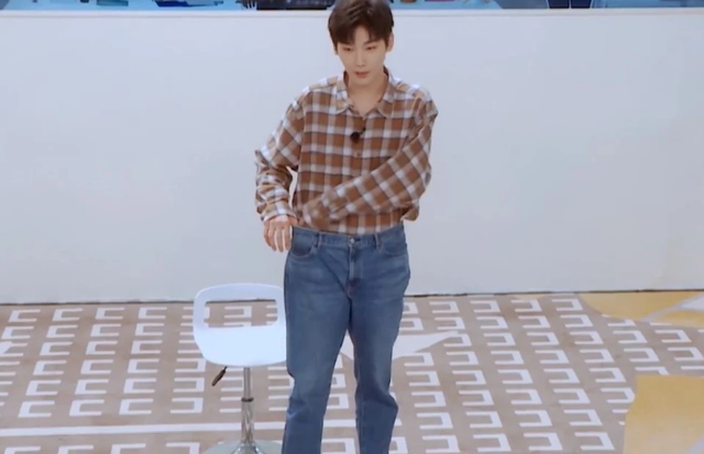 口红|男艺人也要减肥?甩掉120斤的他你还认识吗?