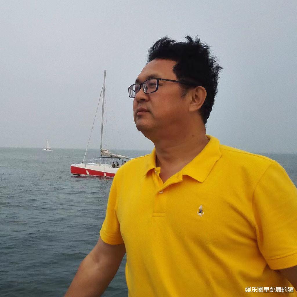 张艺兴|百万博主呼吁下架《扫黑》，要求删除张艺兴的镜头，网友表示支持