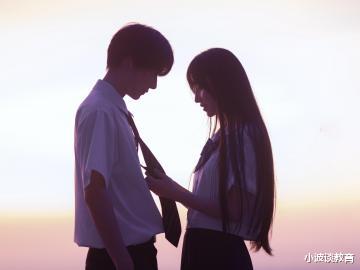 四川：一女大学生为买新手机，选择去拍“小电影”，引发网友热议