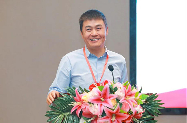 长江国际商会 长江国际商会与横店集团创始人徐文荣等浙商共话乡村振兴