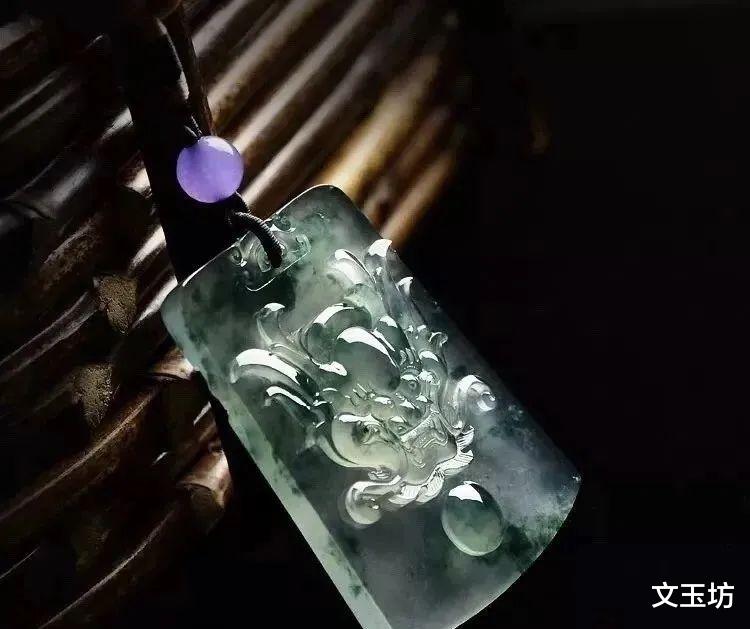 文玩|哪种翡翠有收藏价值