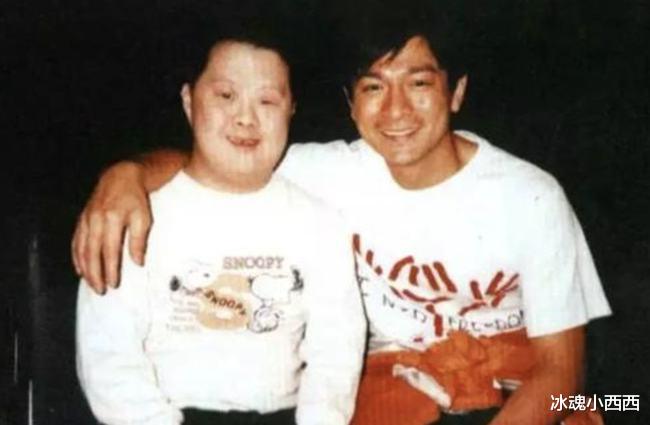 袁泉|“天才指挥家”舟舟:爆红背后是一场资本骗局