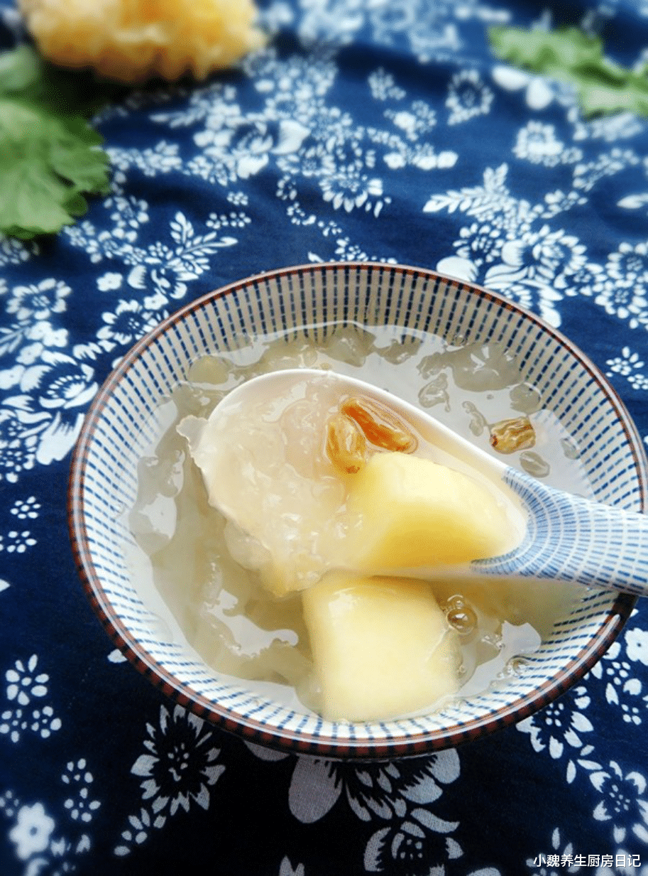 苹果|大热天，苹果和它是绝配，简单煮一煮，营养互补，肌肤更年轻