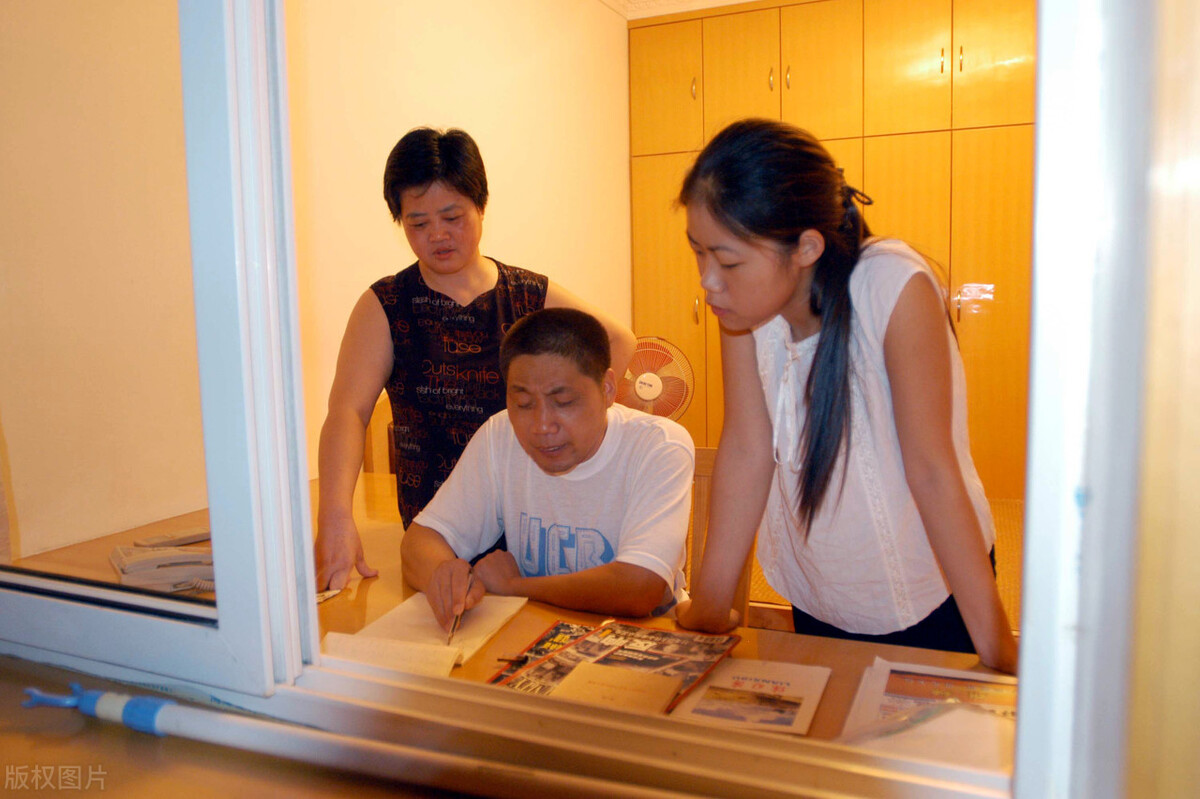 |不想得罪前上司或者前辈，如何拒绝要帮她做事情的不合理要求？