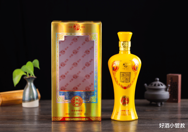 |买白酒时，聪明人看到“这些字”，就能判断出好酒，导购：行家！