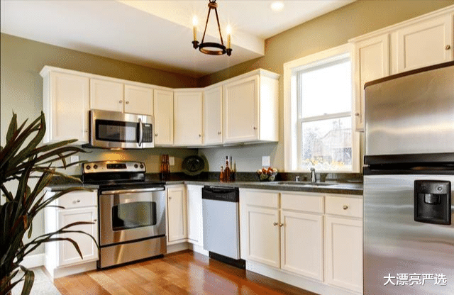 这3种厨房用品,已经被拉入家用“黑名单”,看看你家有吗?