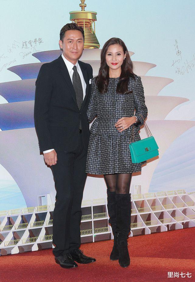 马德钟|马德钟罕带妻子亮相，妻子长胖变圆脸颜值太高，他瘦太狠显颓废
