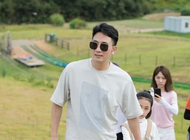 莫焕晶 莫焕晶或是史上最窝囊废的背锅侠