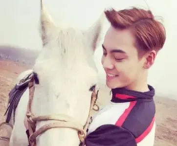 余景天|“双国籍，父母涉黄涉毒”余景天家族堕落史被曝光，背后惊天大瓜瞒不住了