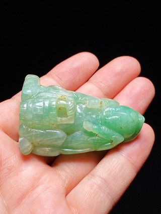 翡翠|清 老坑翡翠 飘绿 圆雕 鹿皮童子 把件 摆件