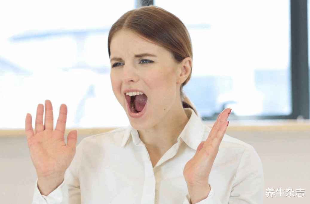 乳腺癌|48岁大姐查出乳腺癌，2个月后离世，医生：一把年纪怎能做1事