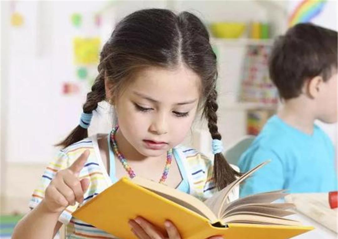 小雪妈妈育儿|宝宝从小有这5种表现，是“高智商”的体现，中一个父母都乐开花