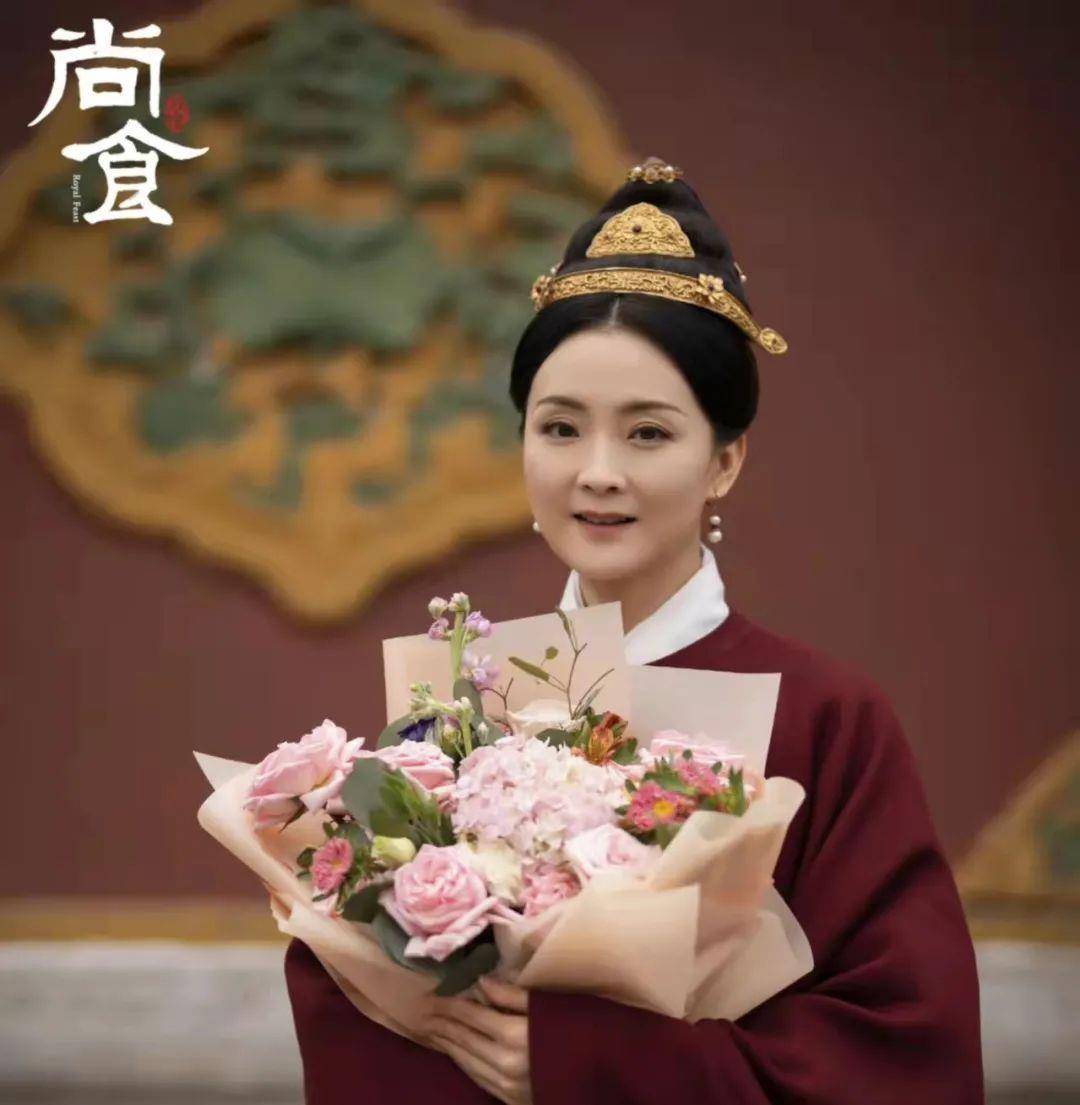 谭松韵|10位女星的鼻子,谭松韵鼻头圆润,阿sa鼻背很直