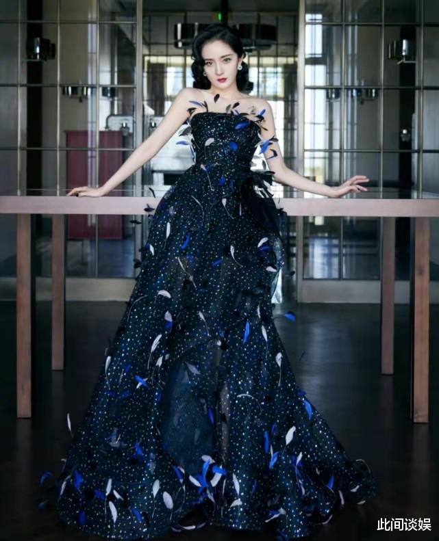 倪妮|芭莎慈善夜两对CP“营业”，杨幂陈伟霆为剧宣传，景甜张彬彬太甜了！