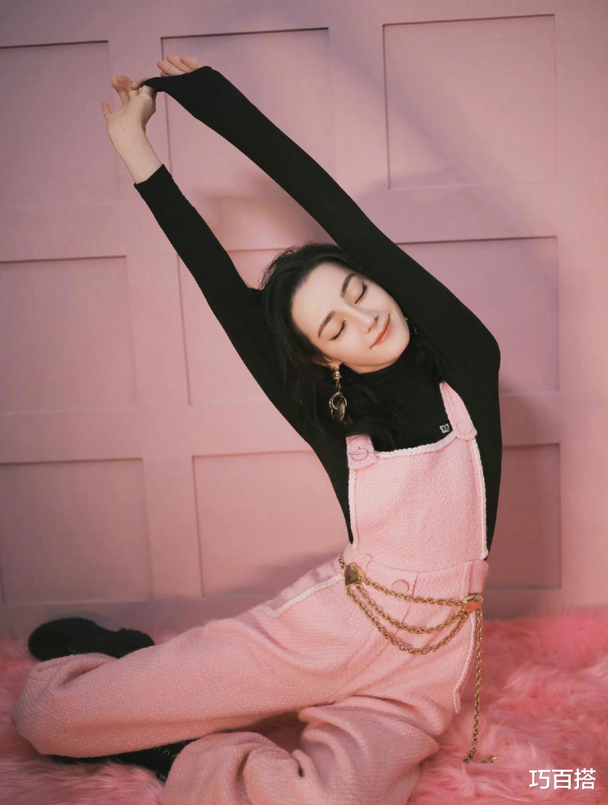 迪丽热巴|迪丽热巴可塑性真的很强，私服造型变换多样，美得各有特点