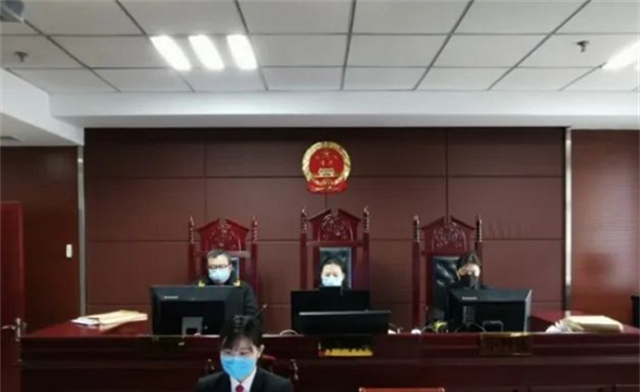 情窦初开的青春|青海母亲燕志云：虐死6岁女儿判刑7年，出狱后挖其骨灰踩踏泄愤