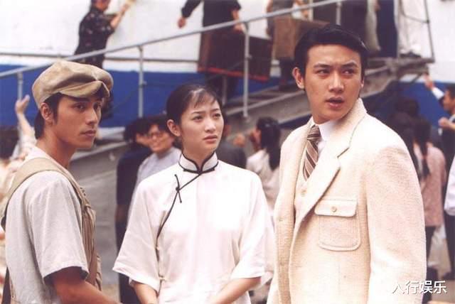 李小冉|肤若凝脂李小冉：遭玩弄2次怀孕，得罪黑社会男友被砍20刀断脚筋