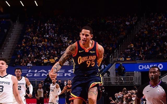 灰熊队|爆冷5分险胜，灰熊喜夺第8！再见了库里，得分王无缘季后赛