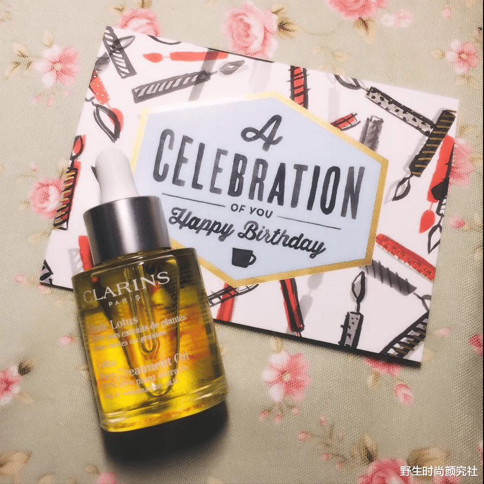 冻龄|养儿不防老,以油养肤才防老,懂得把皮肤泡进油里的女人最冻龄