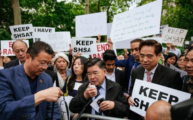 第1眼界 请停止伤害!过去两个月美国报告超500起反亚裔仇恨事件