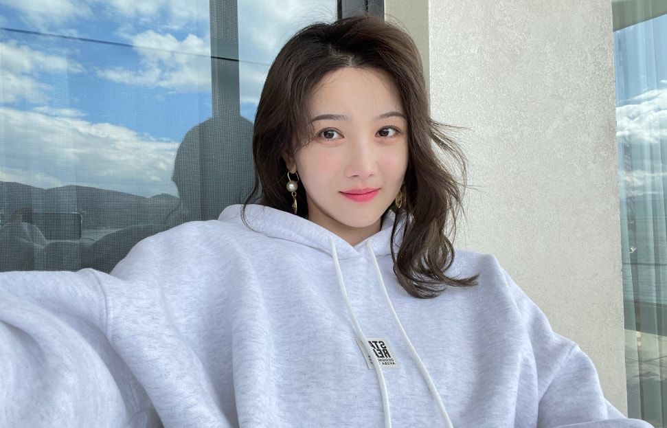 赵敏|陈伟霆形象翻车升级，路透刘海似蜈蚣腿，喜提“古装丑男主”称号