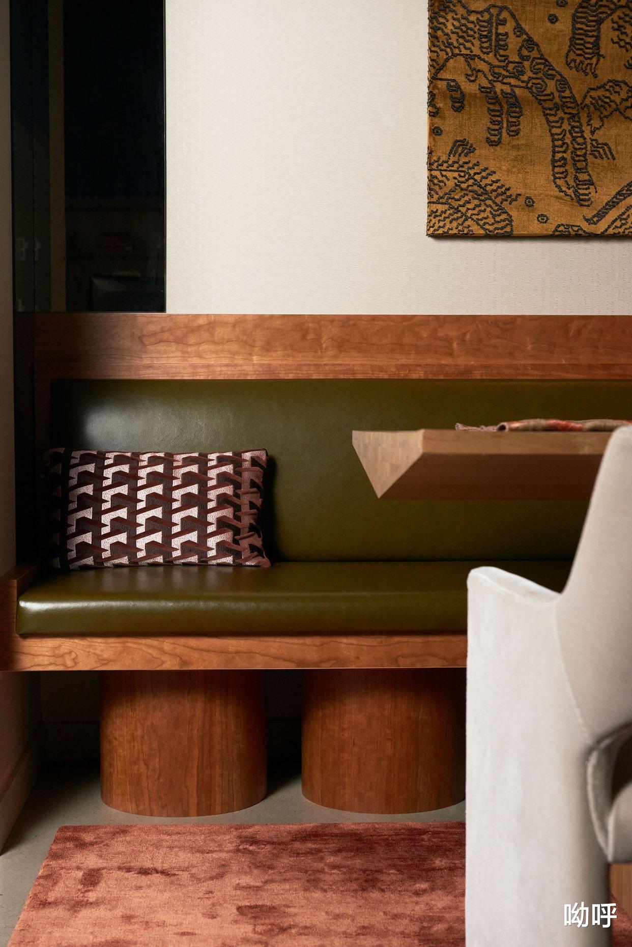 重塑历史公寓,融合复古艺术,彰显独特审美