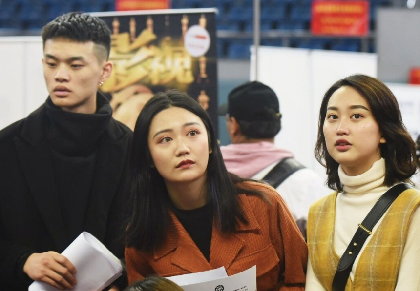 大学生|工作多年后才发现,大学毕业走校招和社招的差距,选错悔不当初