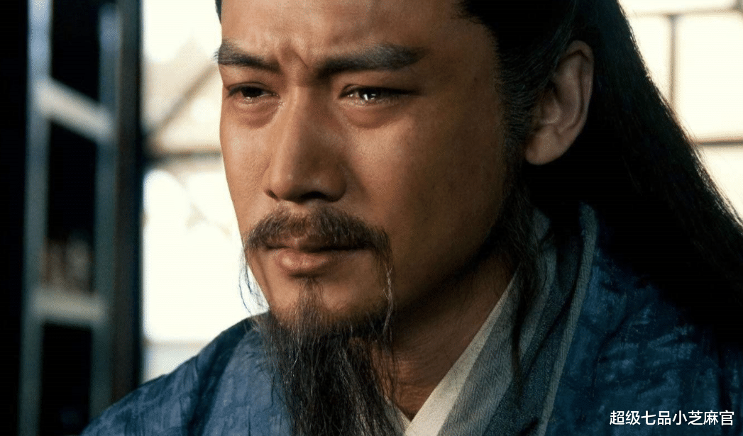 诸葛亮|黄皓是蜀汉最大奸臣，为啥诸葛亮在临死前不杀了他？原因很简单