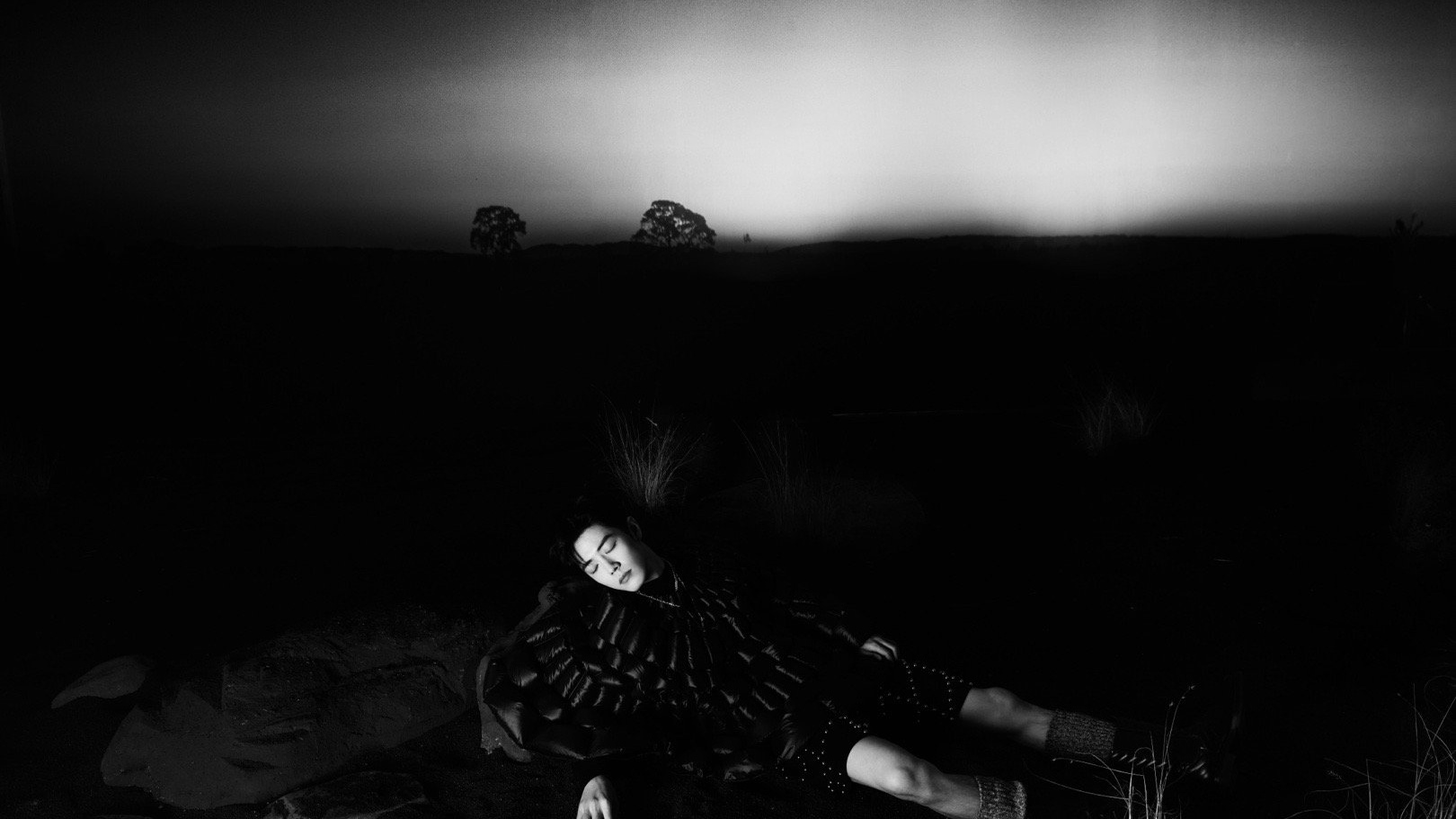 肖战|“舆论场”造就出的英雄！“三剑客”转移战场，黑肖战的难获流量