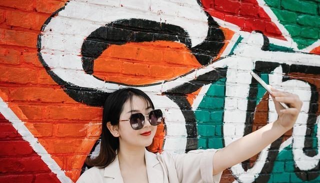 心理学 心理学:请远离那些,几乎不发朋友圈的人